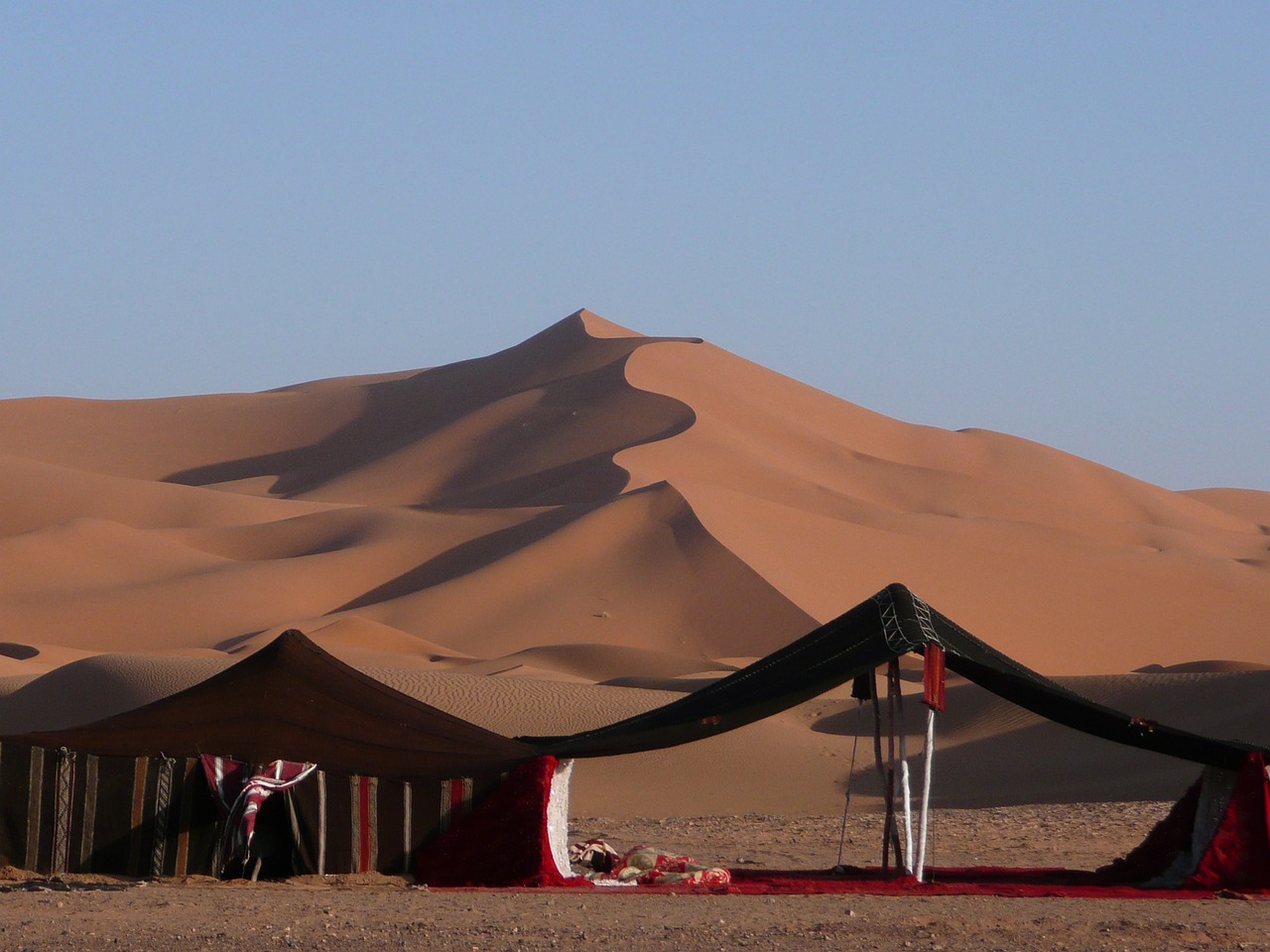 desert, camp, morocco-171825.jpg