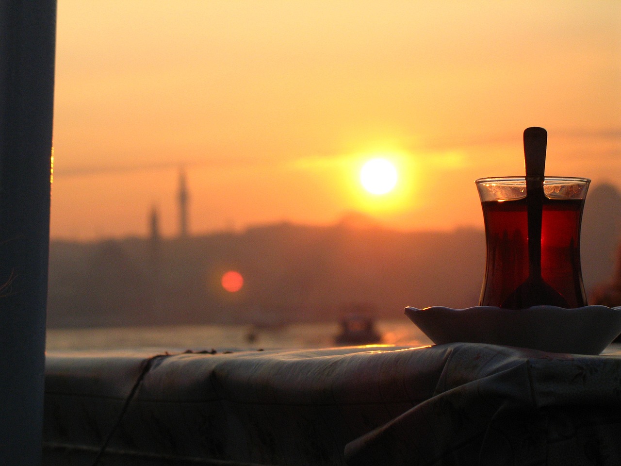 tea, bosporus, turkey-205745.jpg