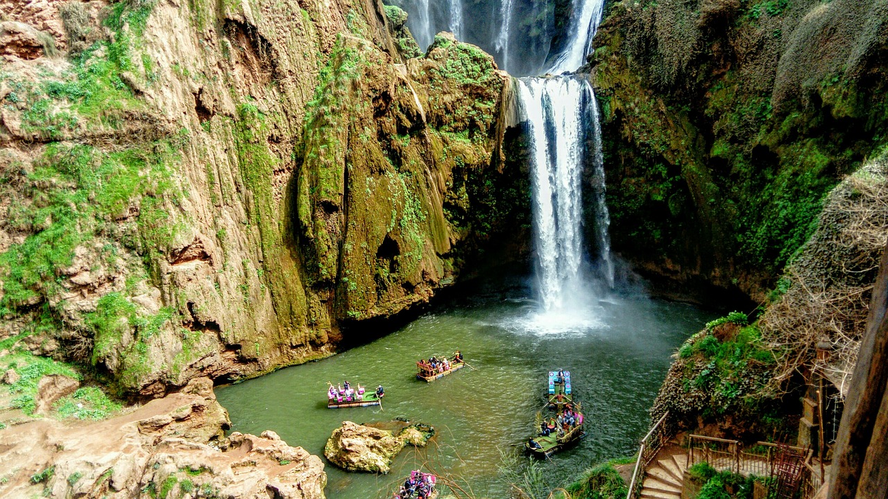 waterfall, holiday, travel-2716601.jpg